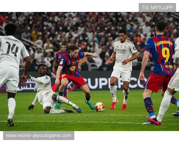 西甲：巴萨3-1止颓势 安东尼独造三球，安东尼奥与巴萨尼奥